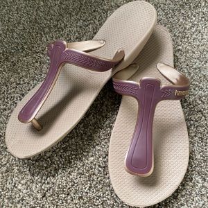 Havaianas Thong Sandals
